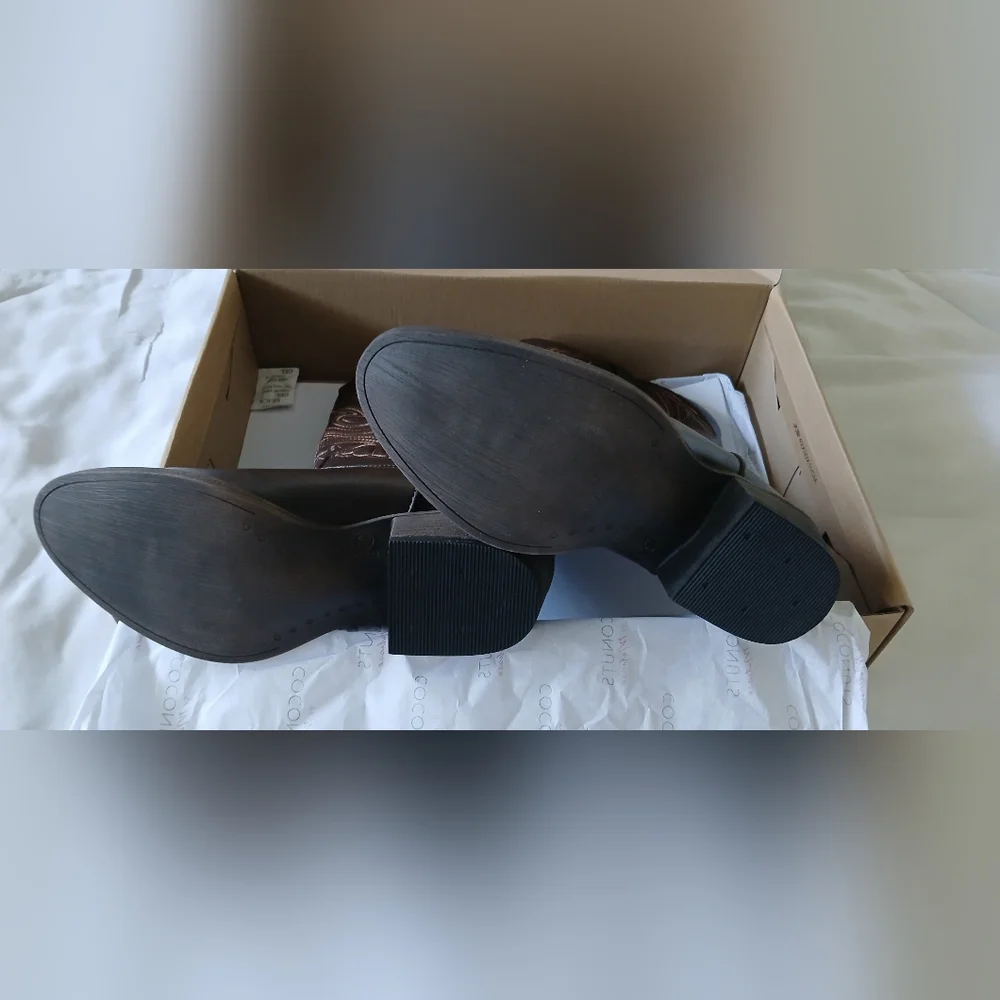 Coconuts by Matisse Legend Cowboy Boot (NWT) - Picture 12 of 14